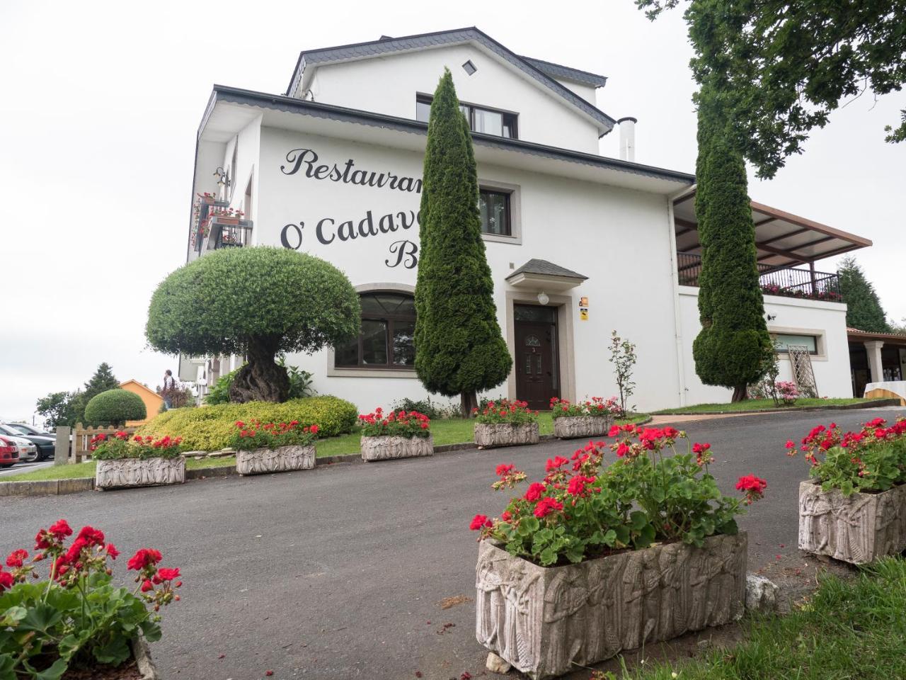 Hostal Restaurante O'Cadaval Frades Kültér fotó
